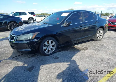 2010 Honda Accord 2.4 Ex z USA, uszkodzony, nr VIN 1HGCP2F71AA069723